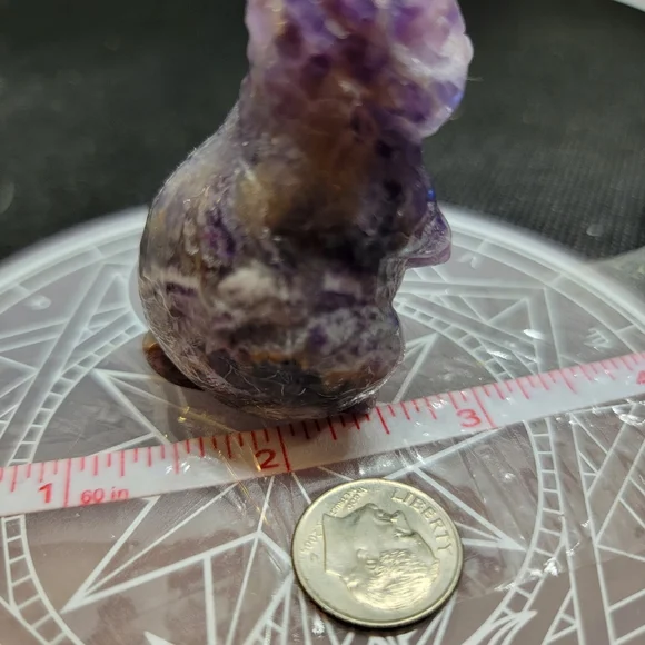 Amethyst Rabbit - Picture 2 of 4